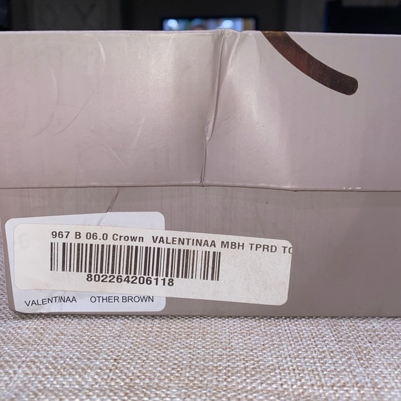 Leopard Print Pumps - Picture 3 of 4